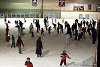 в основном там хоккеями всякими занимаются