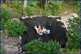 Click to open ����